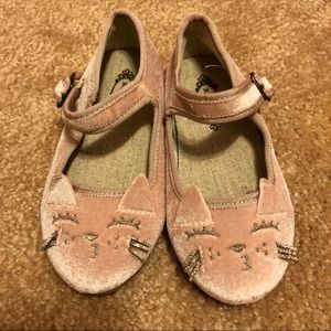 NWOT! Little Girl Pink Velvet Cat shoes